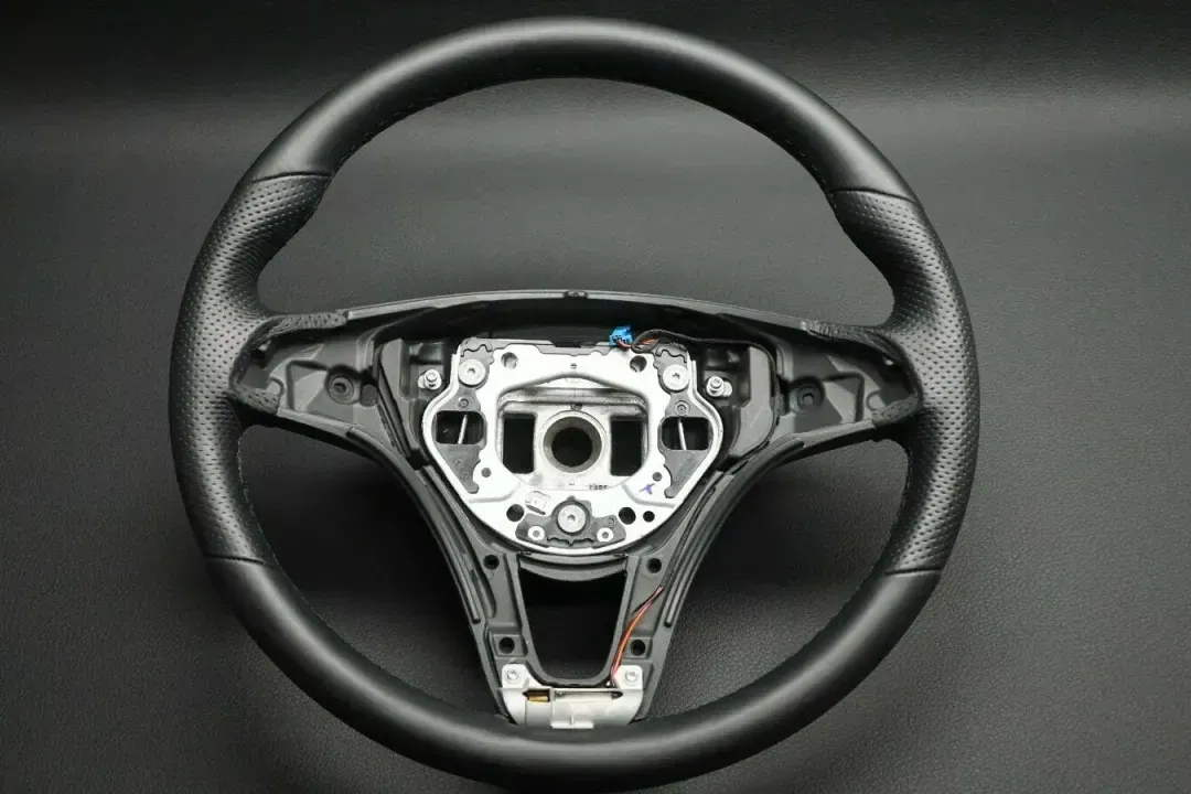 a0004607503 9e38   steering wheel